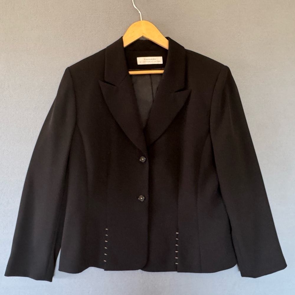 Vintage Tahari by Arthur S. Levine Black Blazer Shoulder Pads Metal Ring Accents - Picture 2 of 12